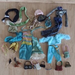 Barbie Fashion Fever Clothes & Accessories